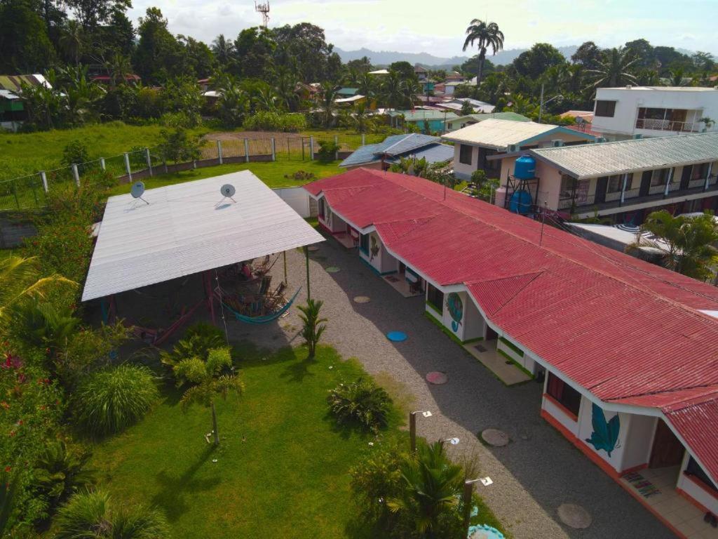 Kalunay Hostel Puerto Viejo de Talamanca Экстерьер фото