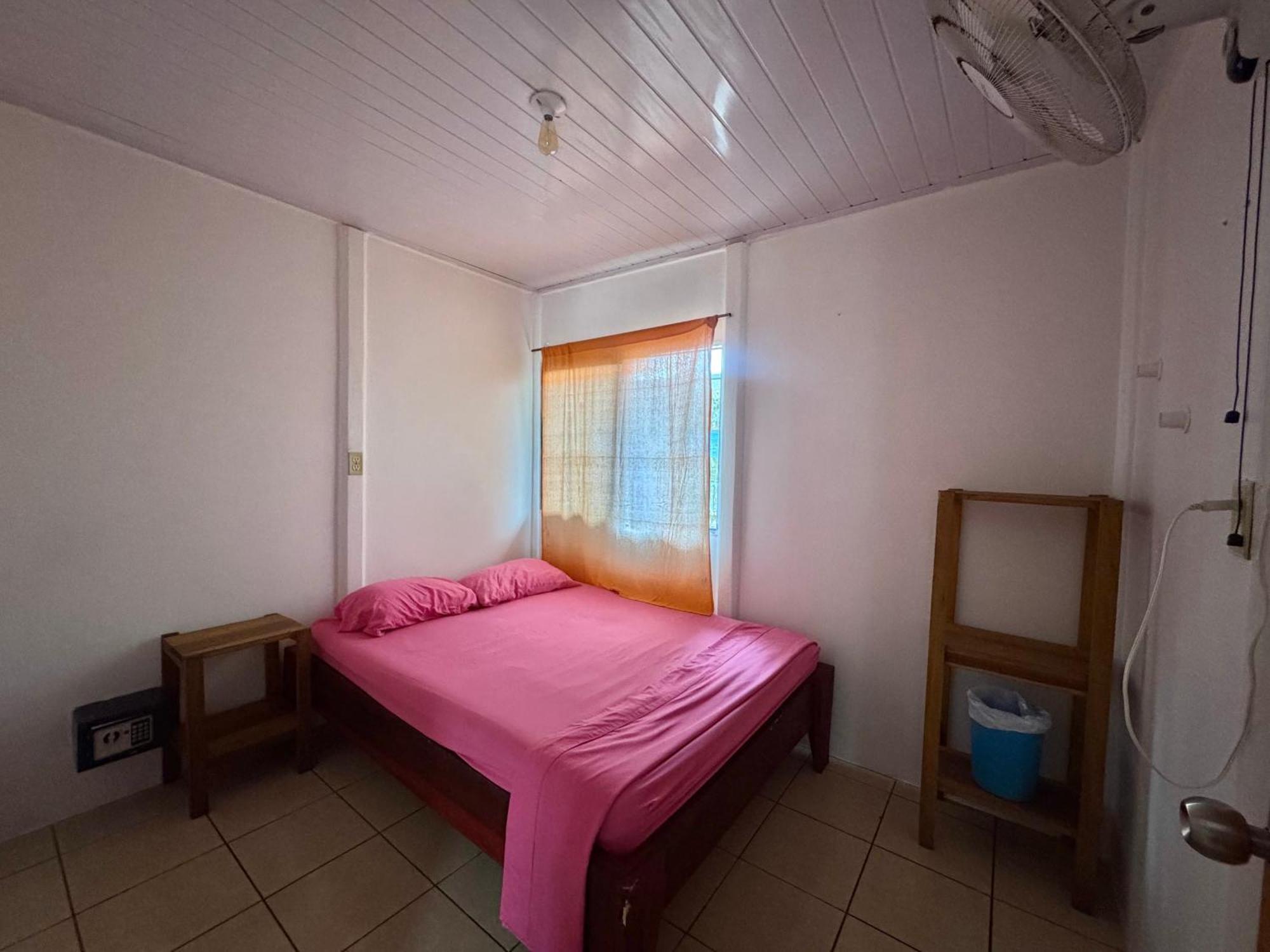 Kalunay Hostel Puerto Viejo de Talamanca Экстерьер фото